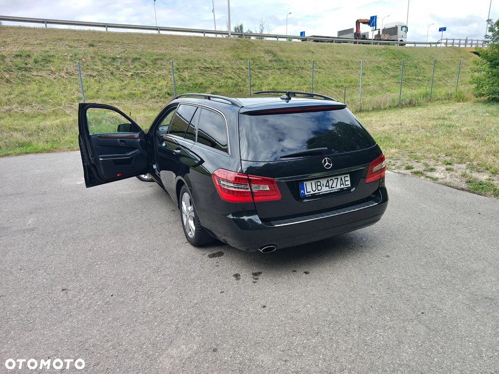 Mercedes-Benz Klasa E 200 CGI BlueEff - 6