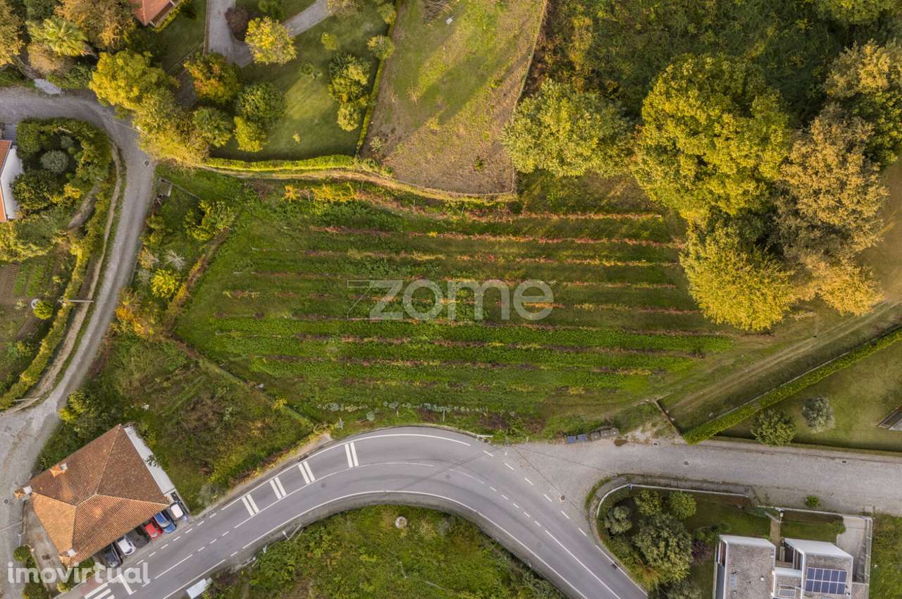 Terreno com 2750m2 em Figueiredo - Guimarães - Grande imagem: 3/16