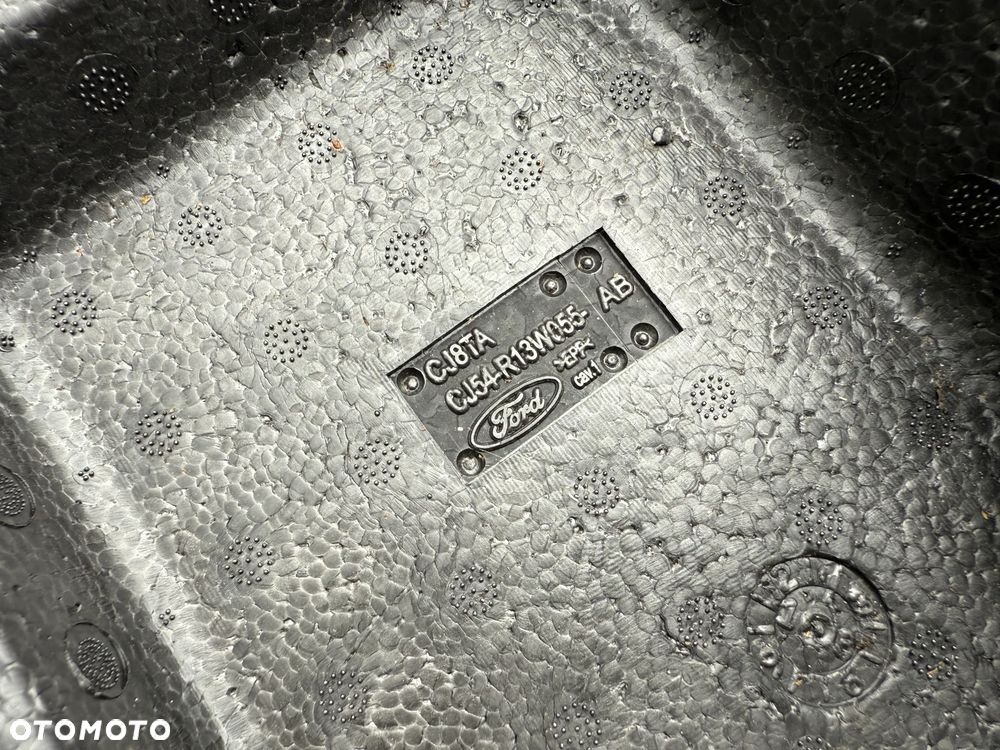 Styropian wypełnienie bagażnika Ford Kuga II MK2 CJ54-R13W055-AB CJ54-R13W054-AB CV44-S11169-AD CV44-R13W059-AA OE - 2