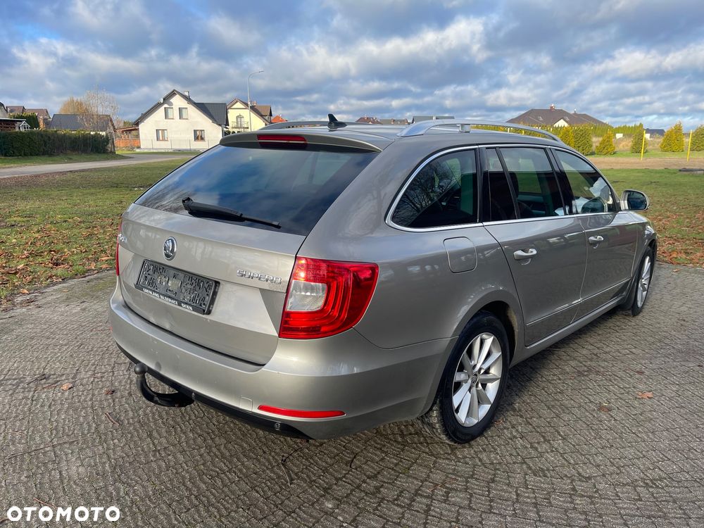Skoda Superb 2.0 TDI DSG Exclusive - 7