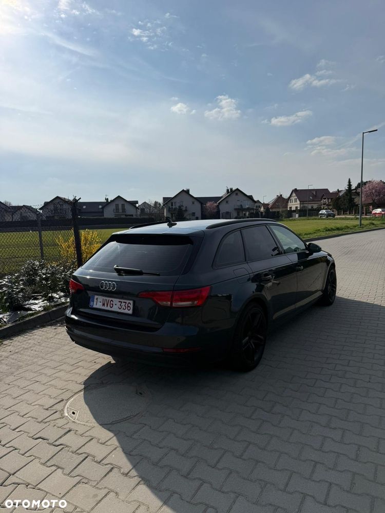 Audi A4 Avant 2.0 TDI - 9