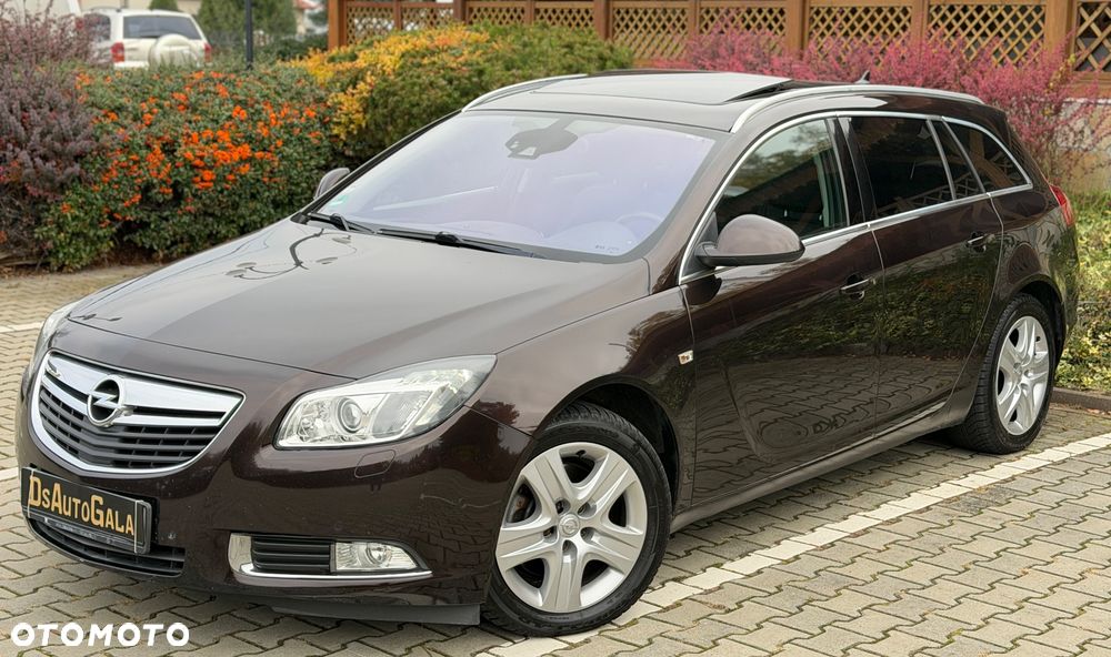 Opel Insignia - 1