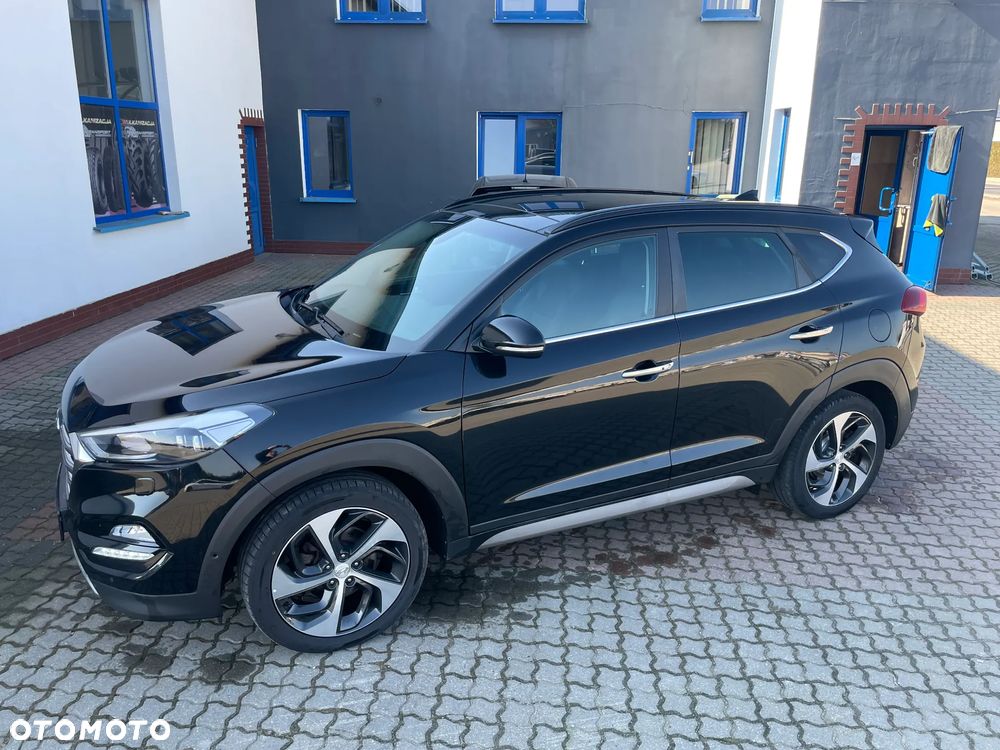 Hyundai Tucson blue 1.7 CRDi 2WD DCT Premium - 24