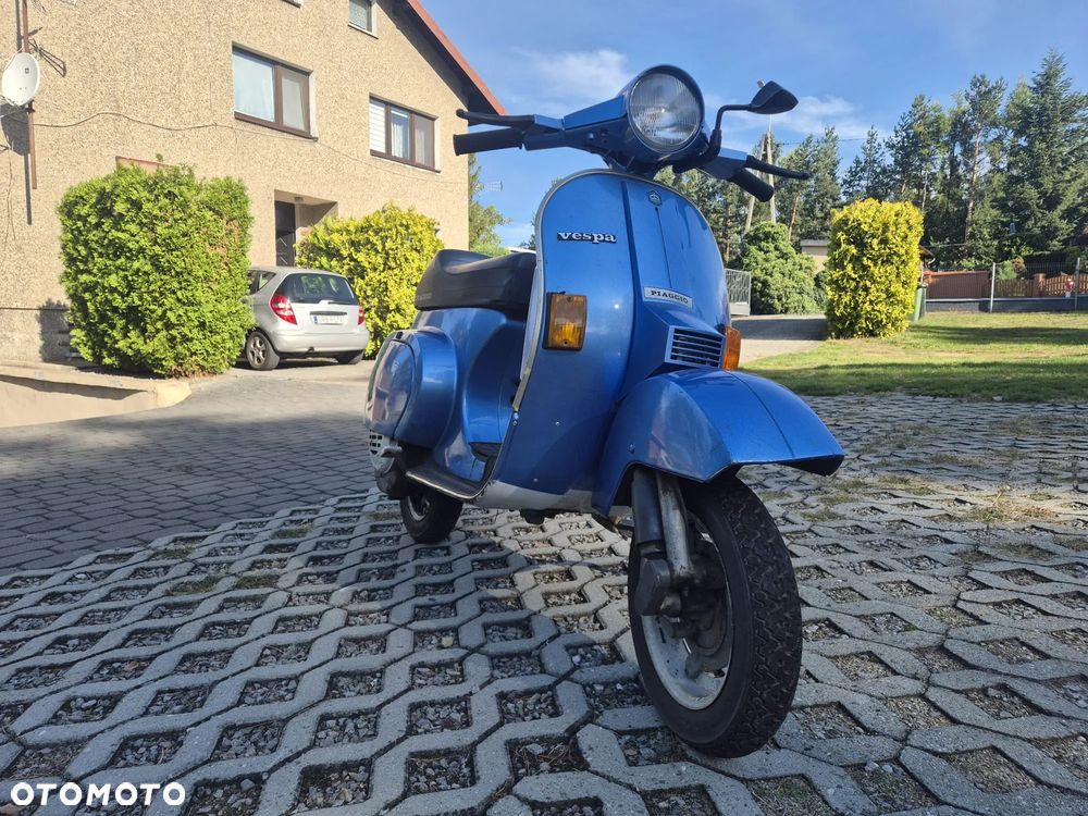 Piaggio Vespa - 2