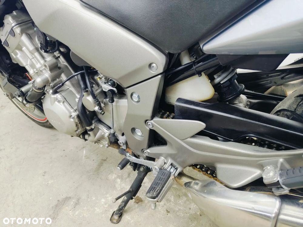 Honda CBF - 24