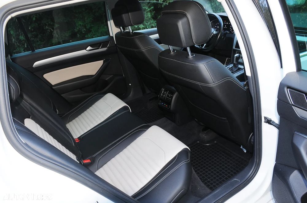 Volkswagen Passat 2.0 TDI DSG 4Motion Highline - 8