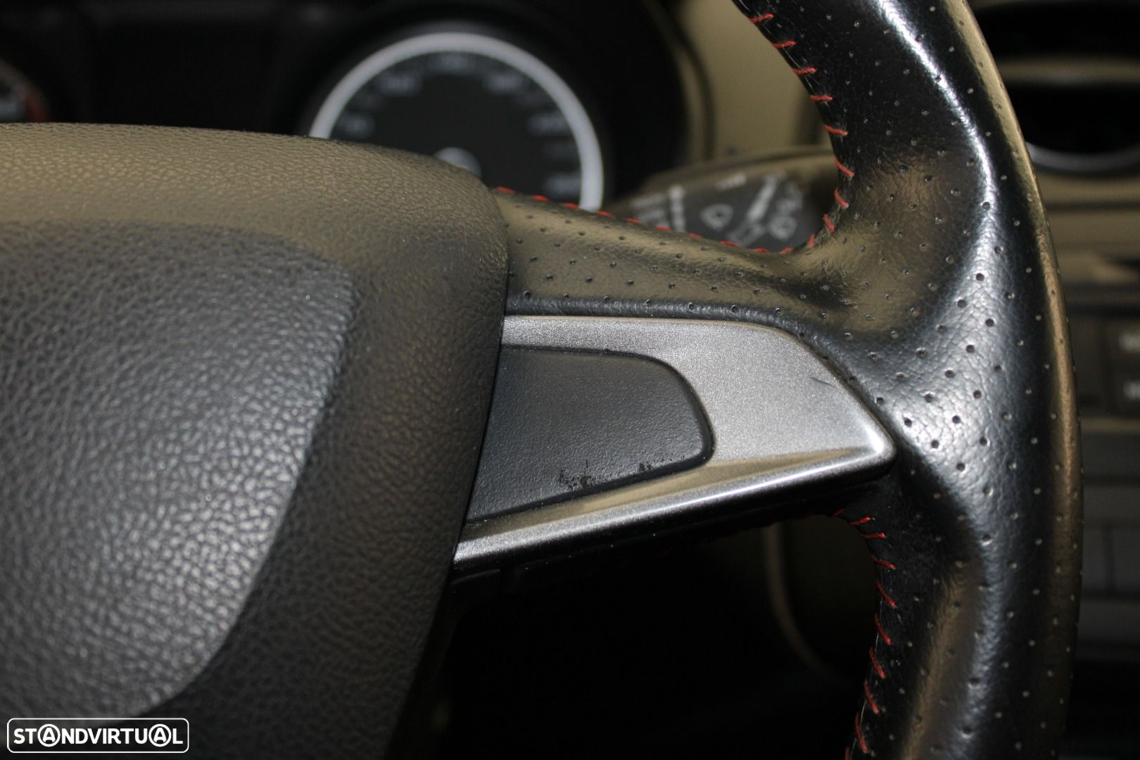 SEAT Ibiza 1.6 TDI FR - 12