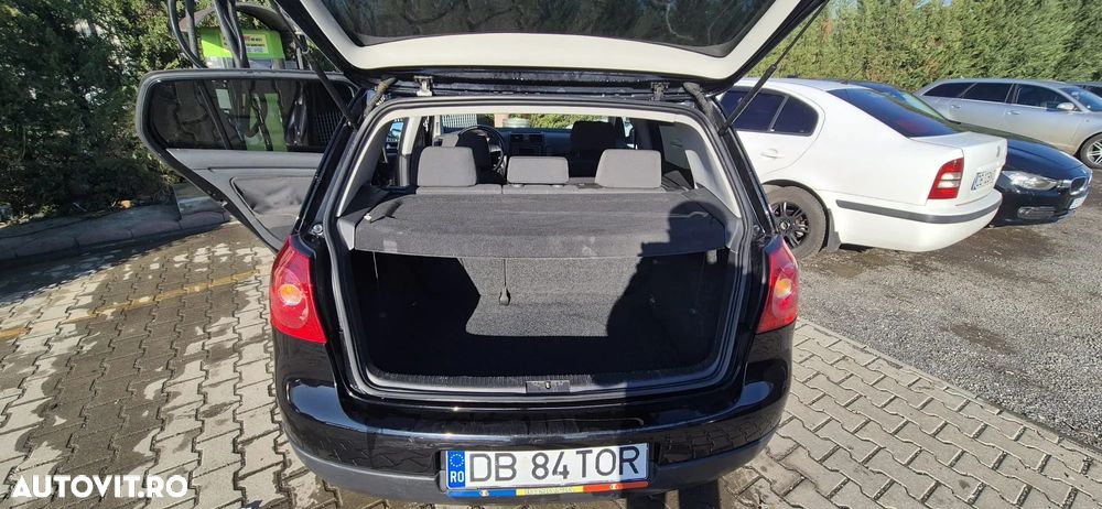 Volkswagen Golf 1.9 TDI DSG DPF Comfortline - 9