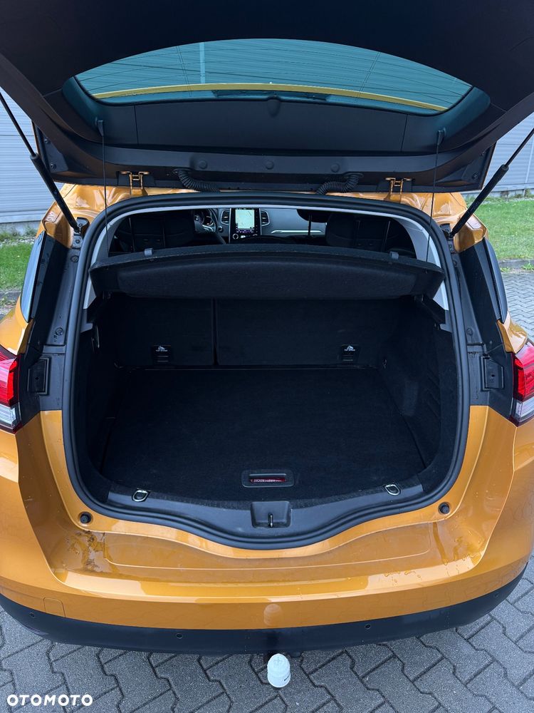 Renault Scenic ENERGY dCi 110 EDC BOSE EDITION - 31