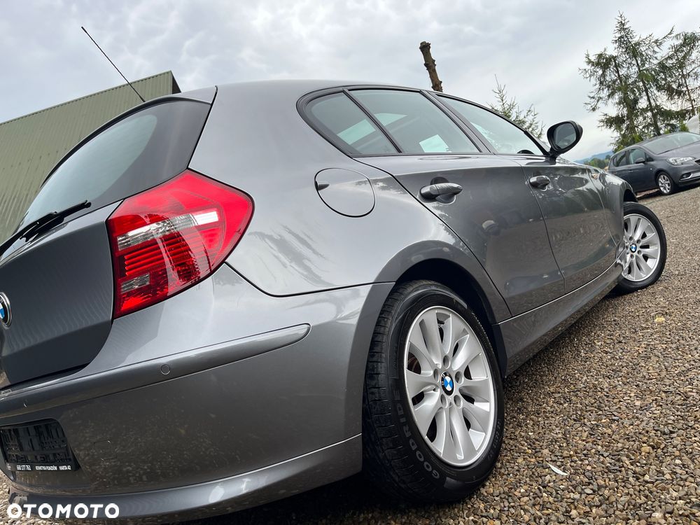 BMW Seria 1 - 25