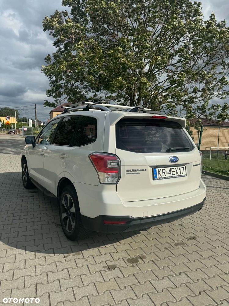 Subaru Forester 2.0 i Exclusive (EyeSight) Lineartronic - 11