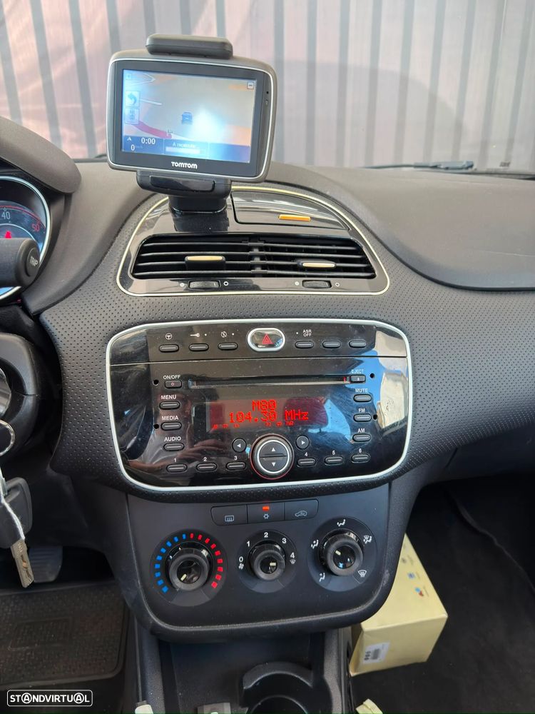 Fiat Punto - 24