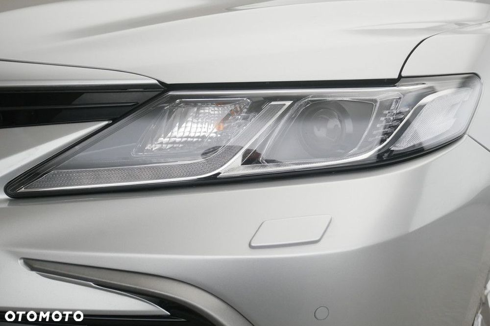 Toyota Camry 2.5 Hybrid Comfort CVT - 13