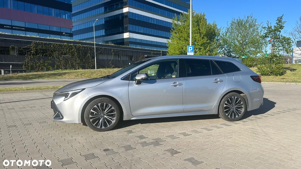 Toyota Corolla - 1