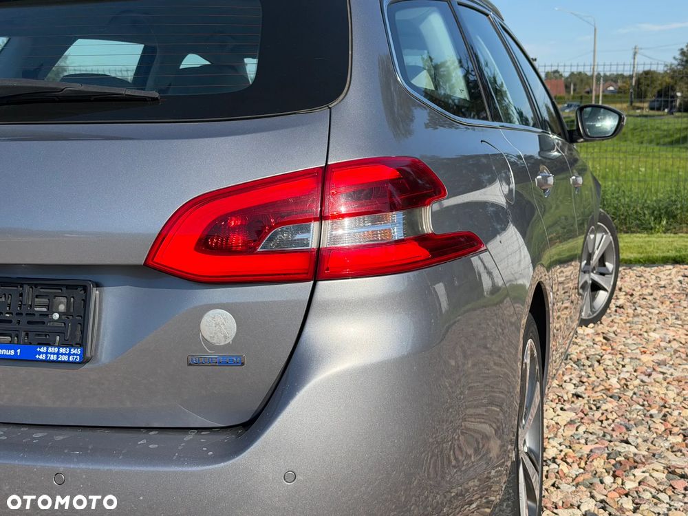 Peugeot 308 BlueHDi 150 Automatik Stop & Start Allure - 16