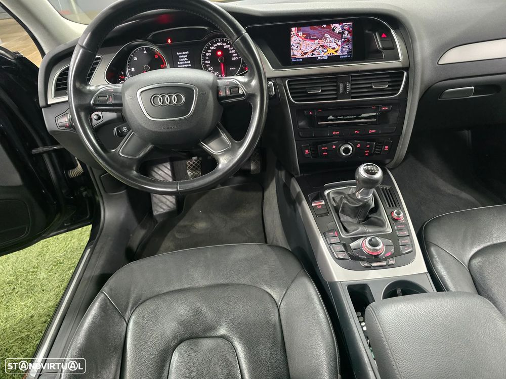 Audi A4 Avant 2.0 TDI exclusive - 13
