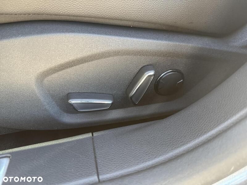 Ford Mondeo 1.5 EcoBoost Titanium - 23