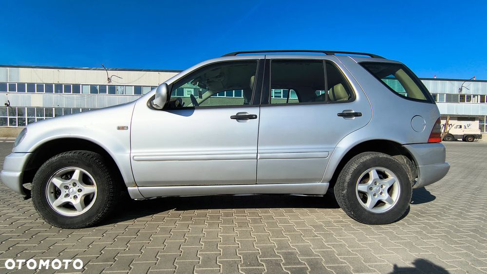 Mercedes-Benz ML - 20