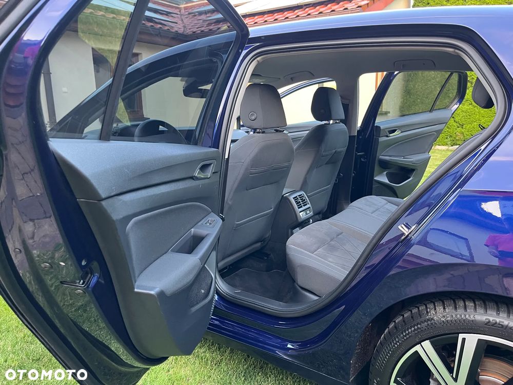Volkswagen Golf - 7