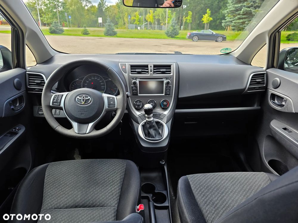 Toyota Verso S 1.33 Premium - 16