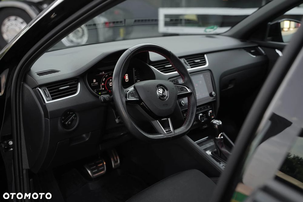 Skoda Octavia 2.0 TSI RS Challenge 245 DSG - 18
