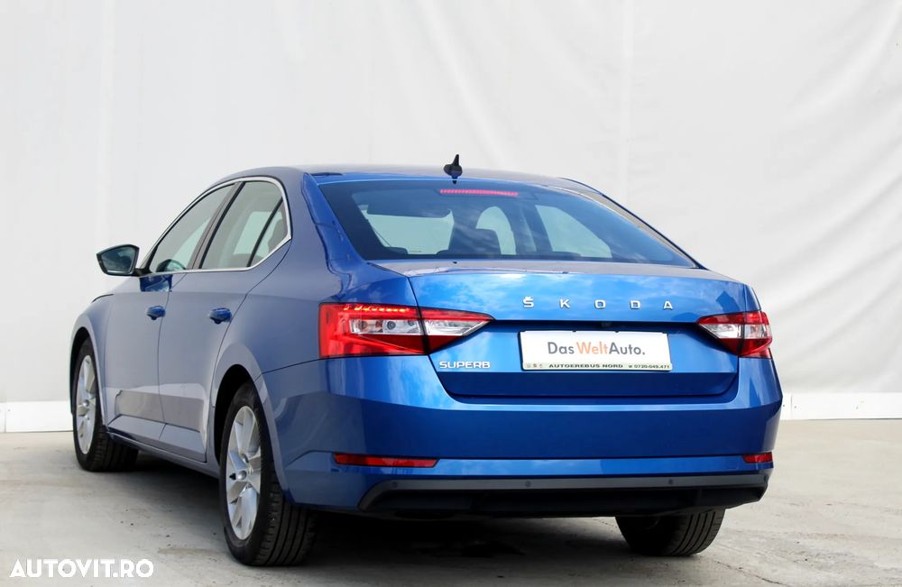 Skoda Superb 2.0 TDI DSG Ambition - 20