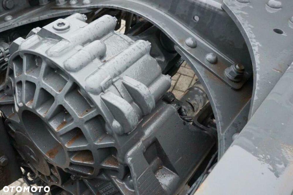 Mercedes-Benz Arocs 1843 4x4 podwozie - 13