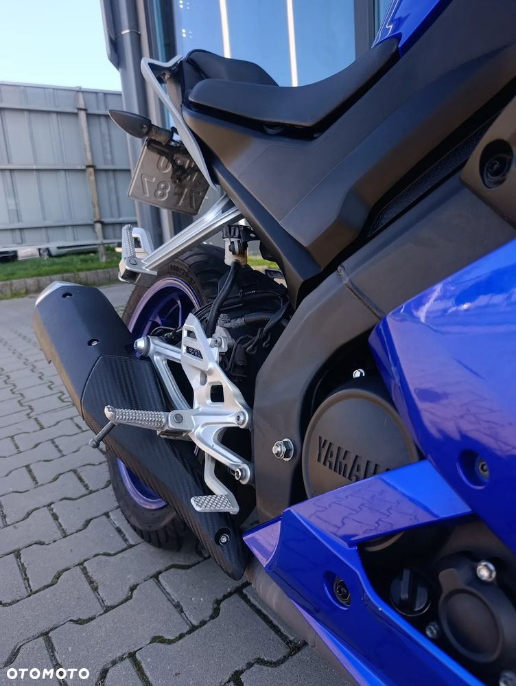 Yamaha YZF - 3