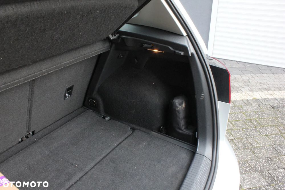 Volkswagen Golf Sportsvan SV 1.6 TDI BMT Highline DSG - 19