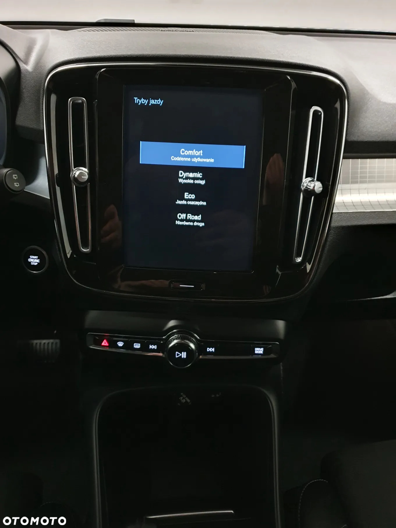 Volvo XC 40 D3 R-Design - 14