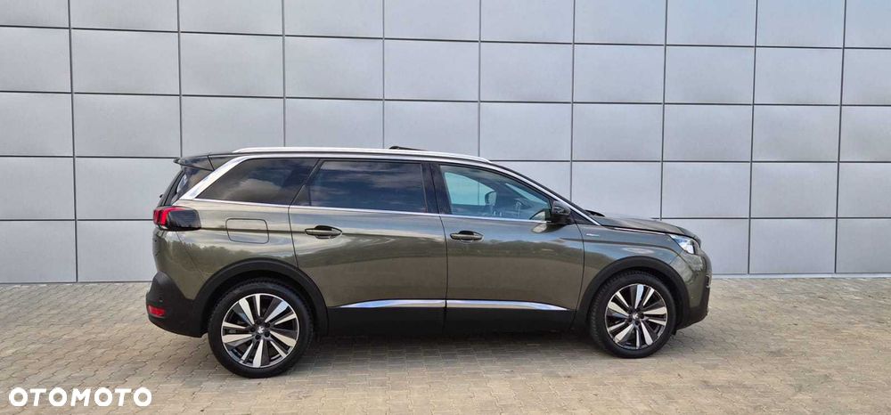 Peugeot 5008 - 3