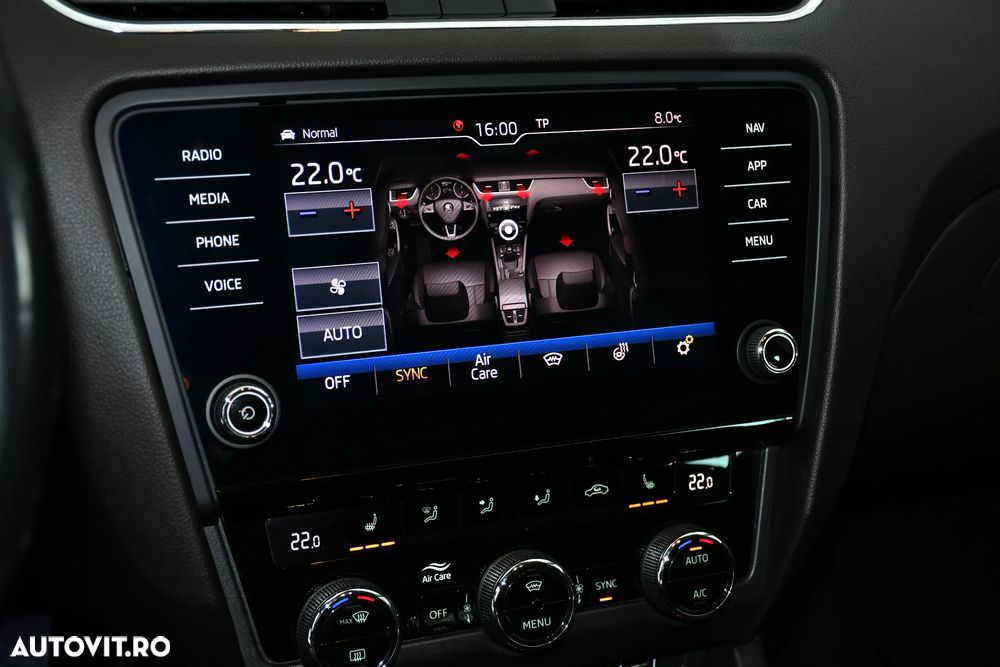 Skoda Octavia 2.0 TDI DSG L&K - 39