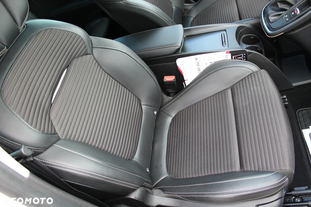 Renault Grand Scenic Gr 1.3 TCe Energy Bose - 23