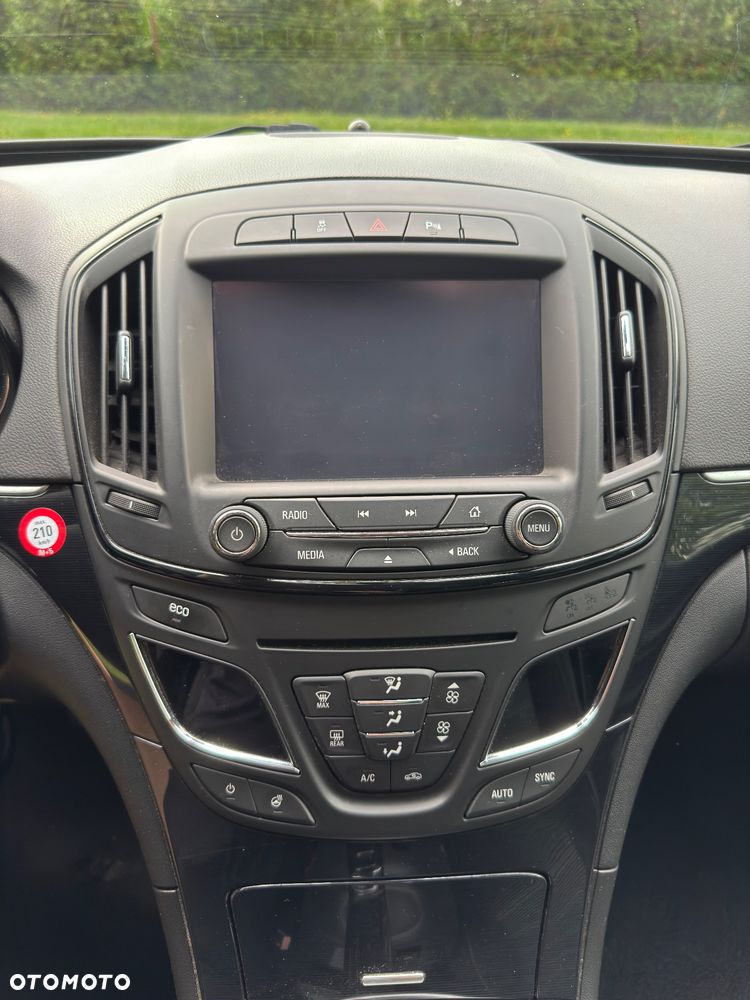 Opel Insignia - 19