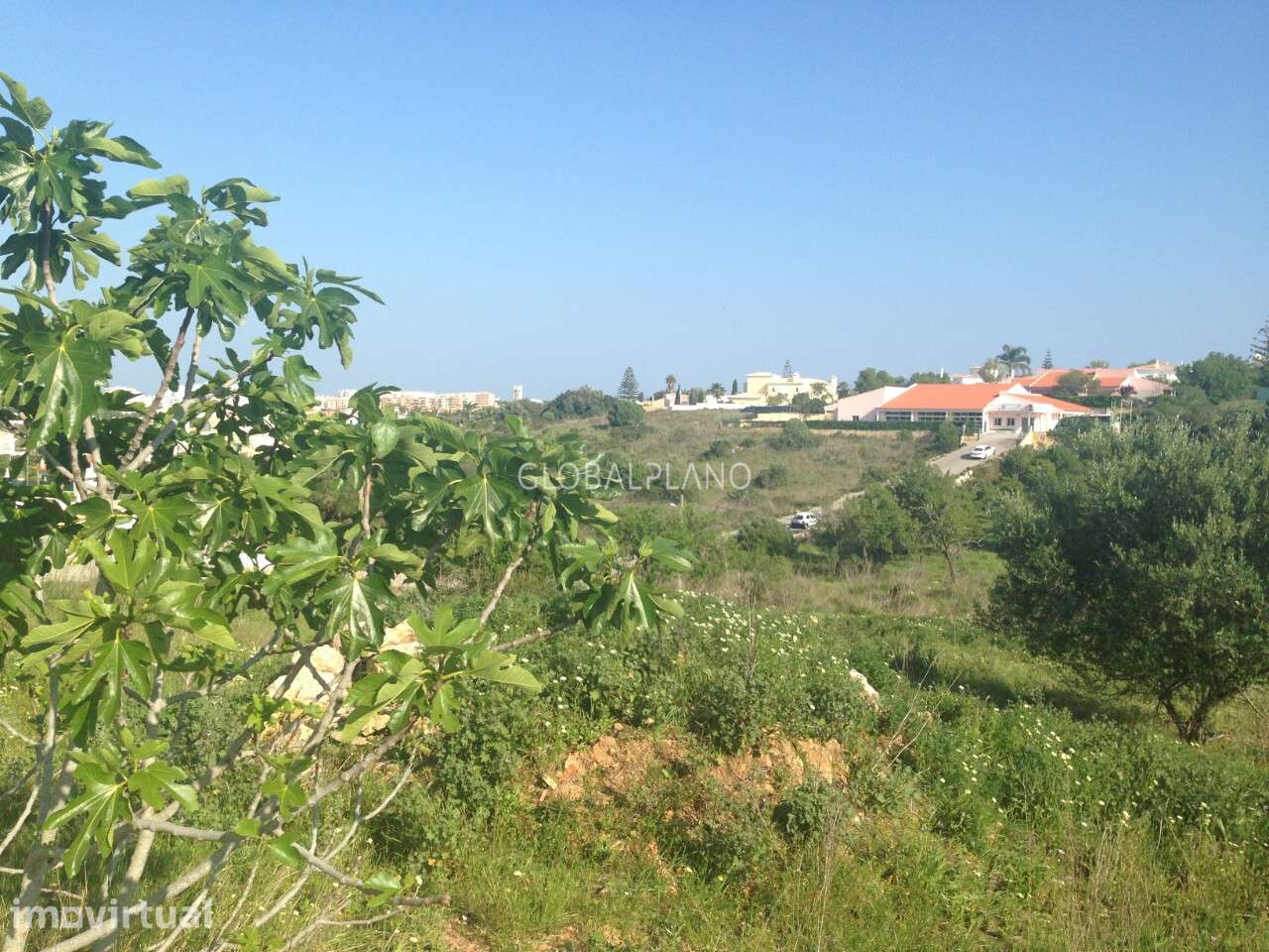 Lote para construção de moradia - Grande imagem: 2/7