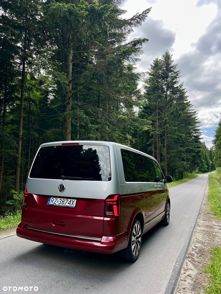 Volkswagen Multivan - 24