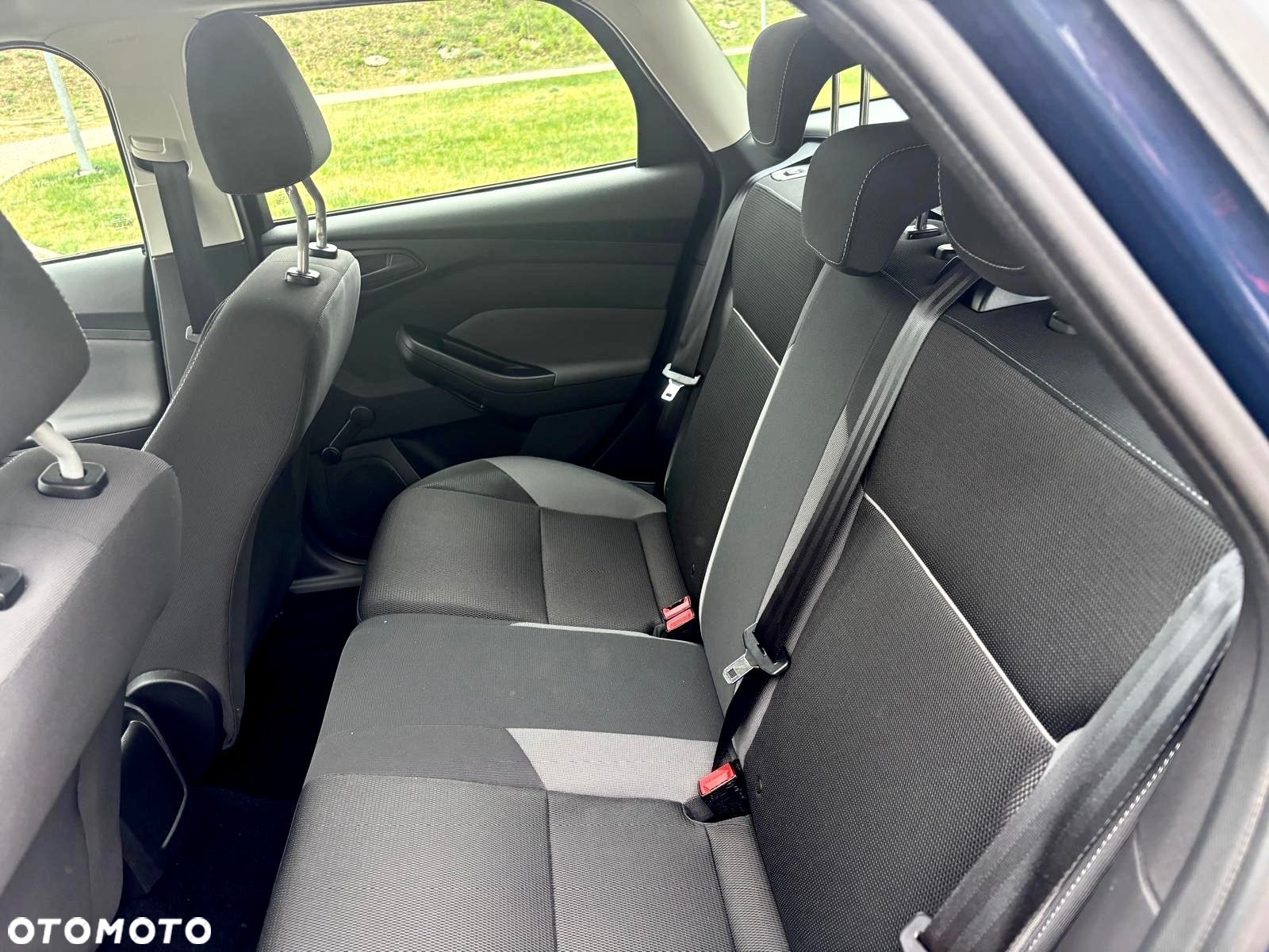 Ford Focus Turnier 1.0 EcoBoost Start-Stopp-System TREND - 15