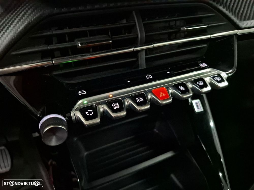 Peugeot 2008 1.2 PureTech Style - 19