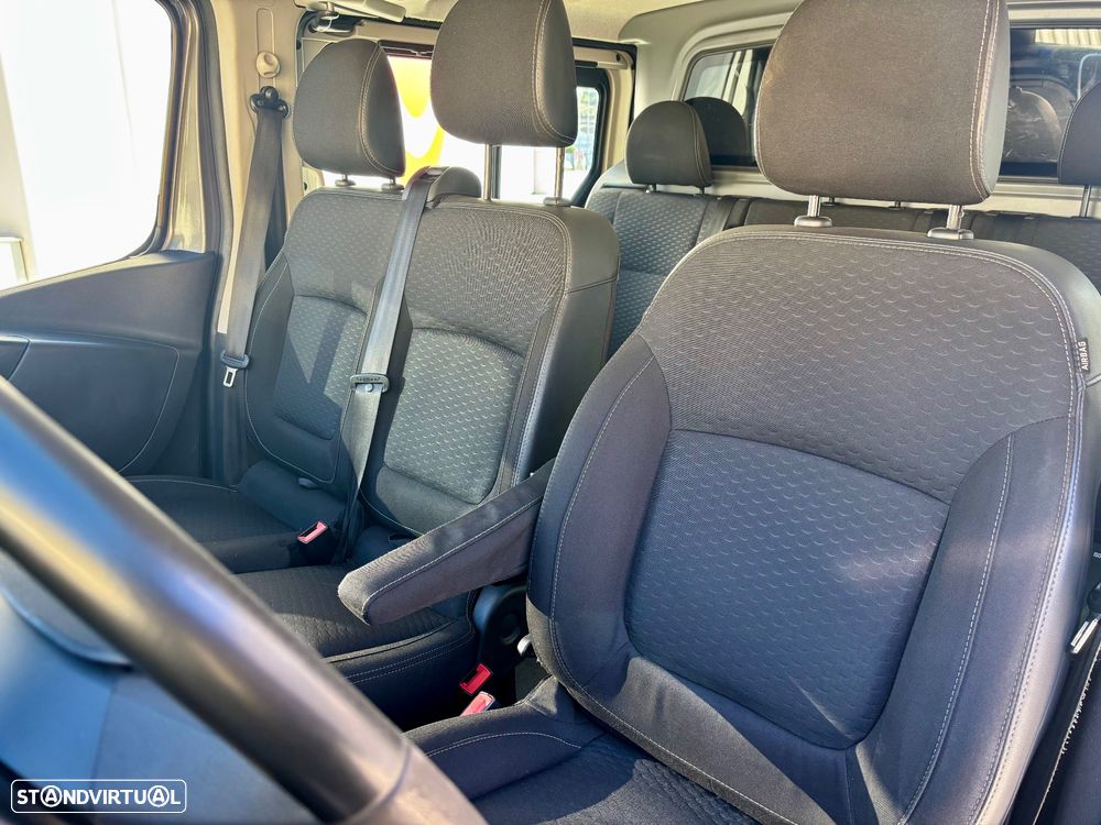 Opel Vivaro 1.6 Biturbo cabine dupla versão longa - 19