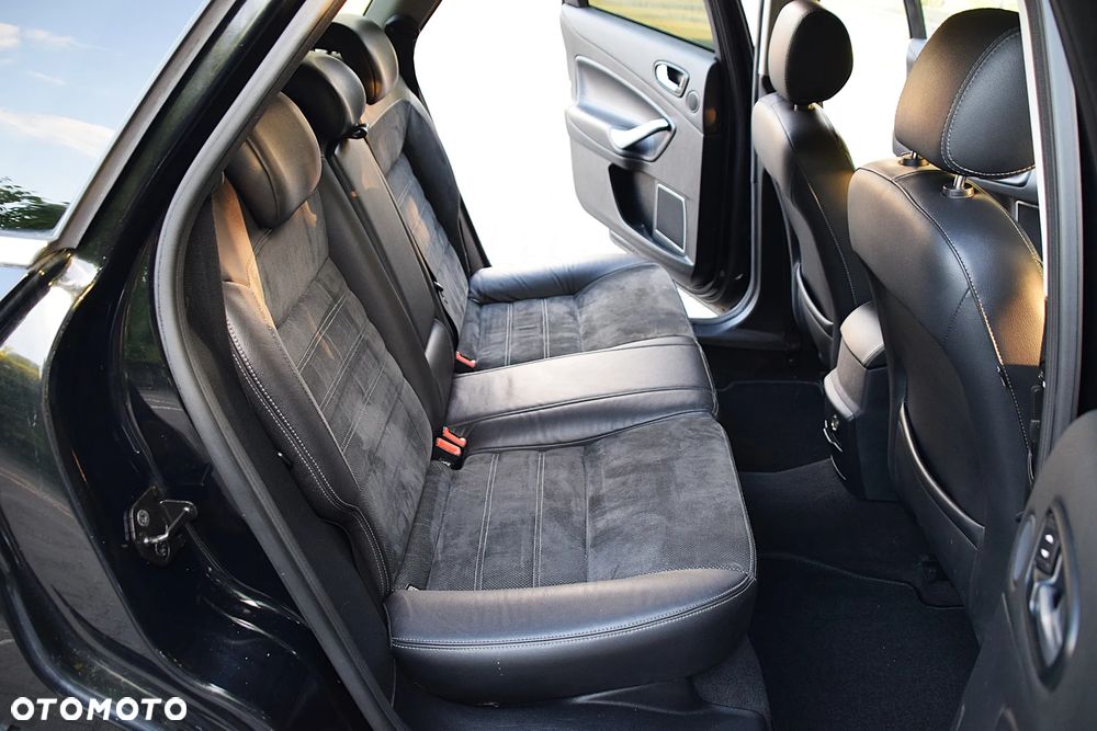 Ford Mondeo 2.0 TDCi Business Edition - 27
