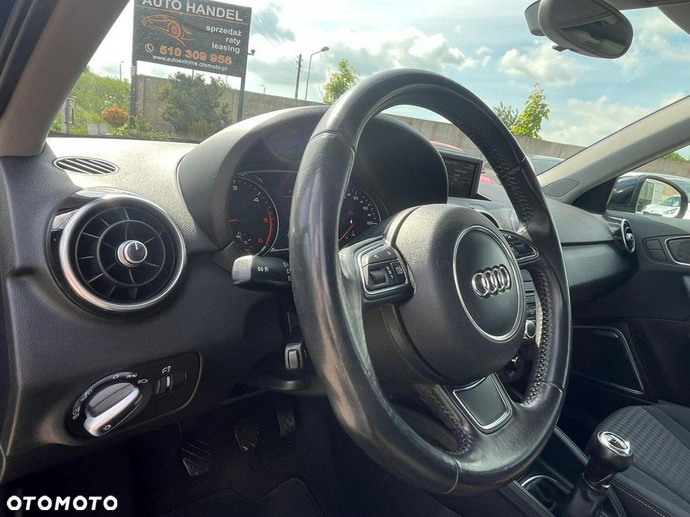 Audi A1 Sportback 1.6 TDI Ambition - 16