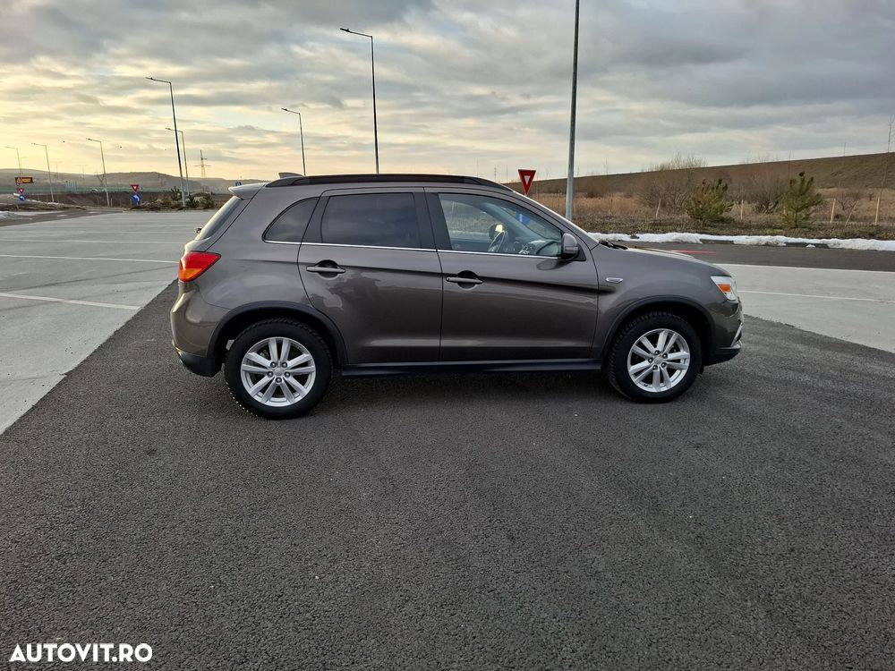 Mitsubishi ASX 2.2 DI-D 4WD Automatik Diamant Edition - 6