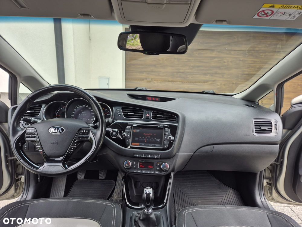 Kia Ceed - 18