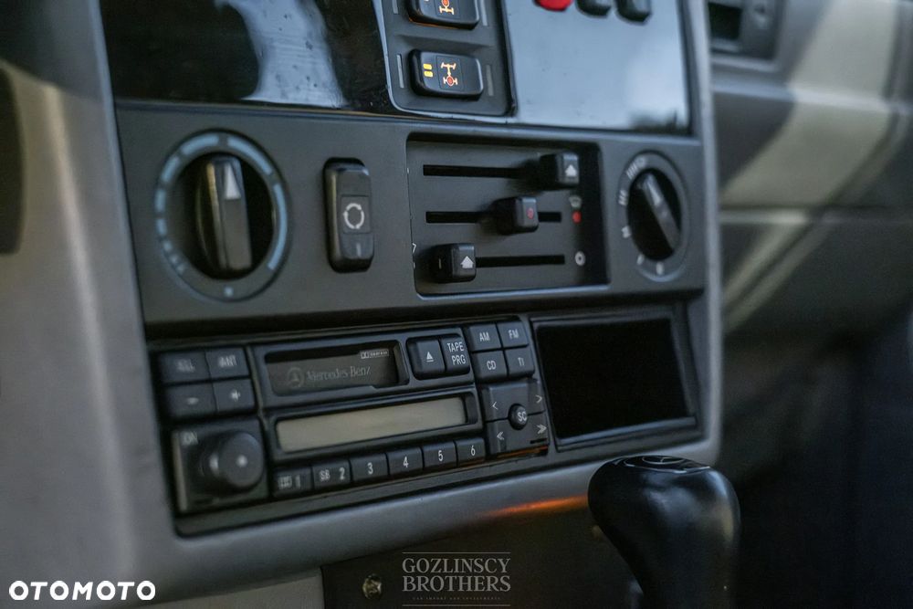 Mercedes-Benz Klasa G 320 - 23