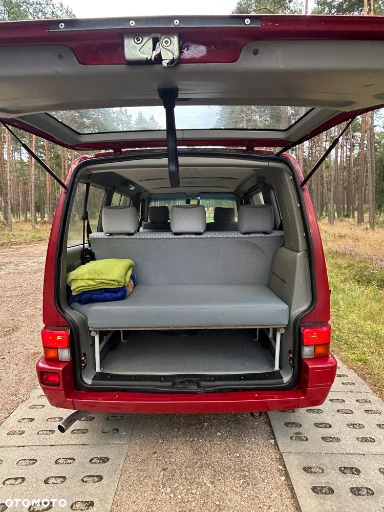 Volkswagen Multivan Standard - 14