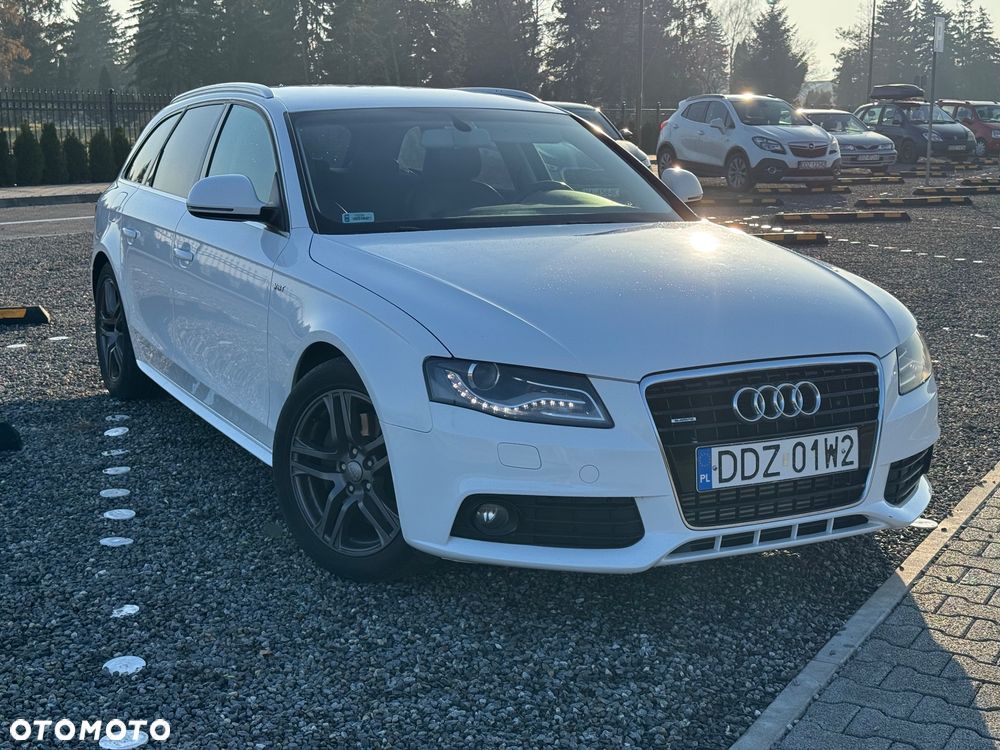 Audi A4 Avant 3.0 TDI DPF quattro tiptronic Attraction - 1