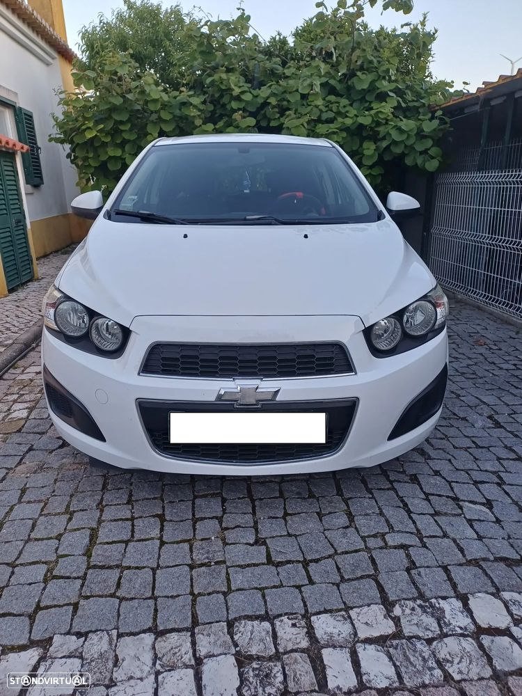 Chevrolet Aveo 1.2 LT Bi-Fuel - 1