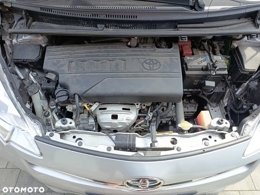 Toyota Verso S 1.33 VVT-i Life - 14