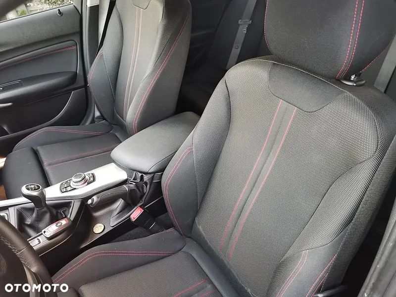 BMW Seria 1 120d Sport Line Shadow - 10