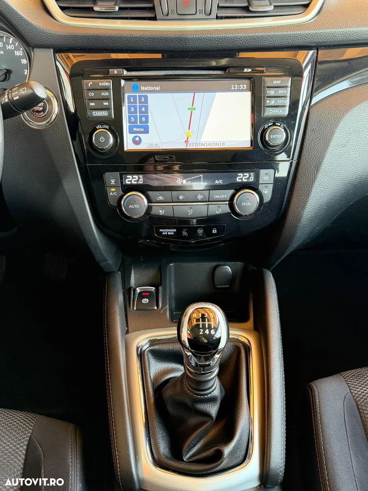 Nissan Qashqai 1.5 DCI N-Connecta - 12